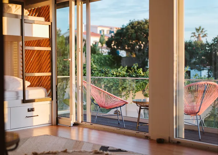 호스텔 The Salty Surf & Yoga *