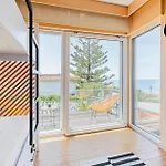 بيت شباب The Salty Surf & Yoga *