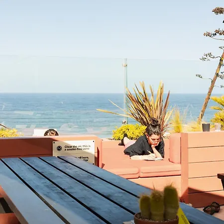 The Salty Surf & Yoga * Ericeira